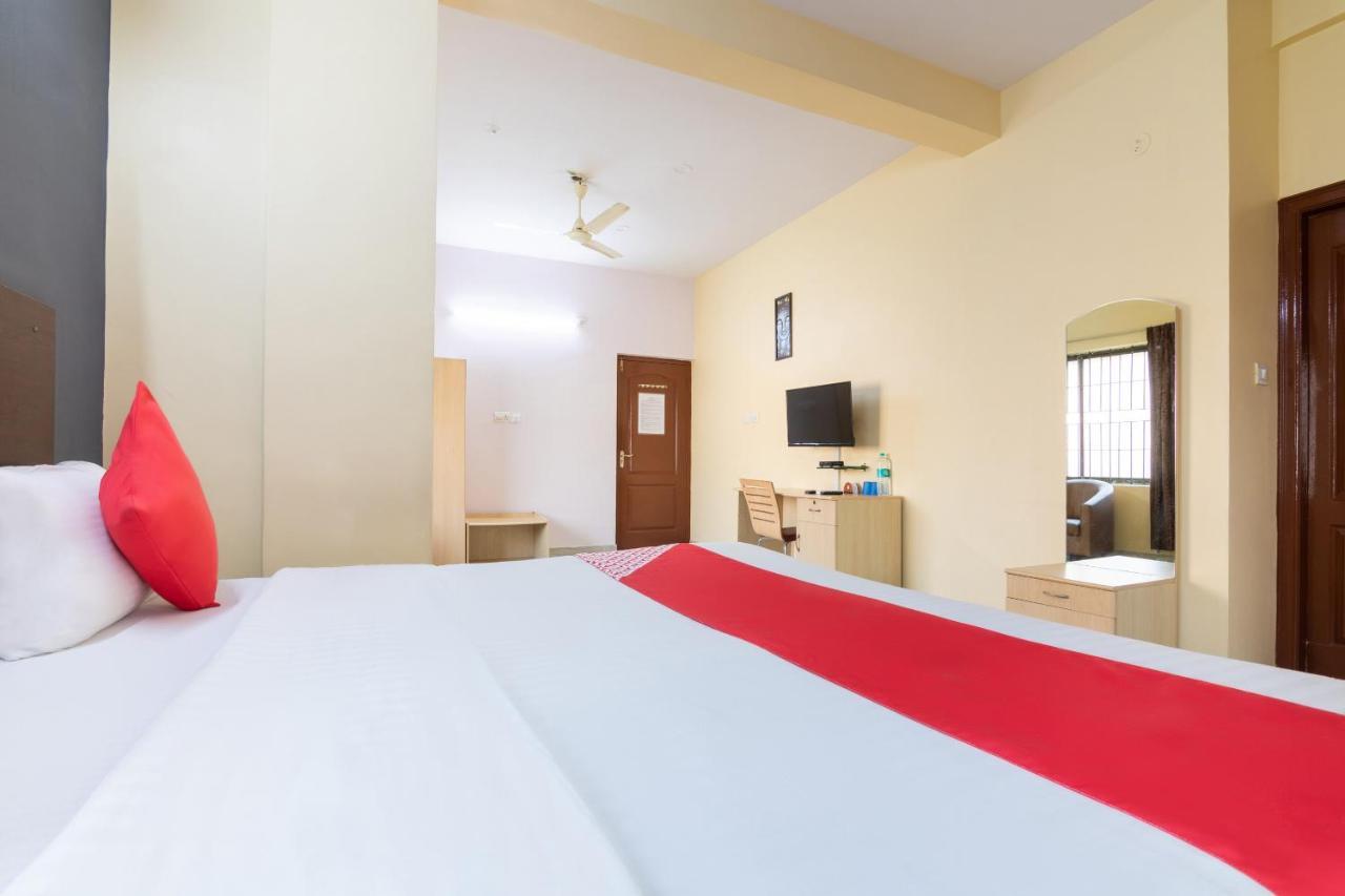 Capital O 5379 The Roy Grand Inns バンガロール エクステリア 写真